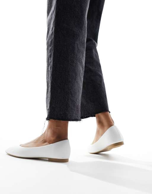 New Look – Flache Schuhe in Weiß, 3 von 4