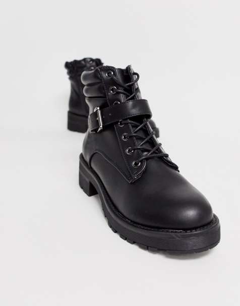 New Look – Flache Wanderstiefel in Schwarz