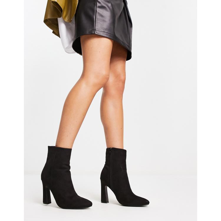 Block heel 2024 pointed toe boots