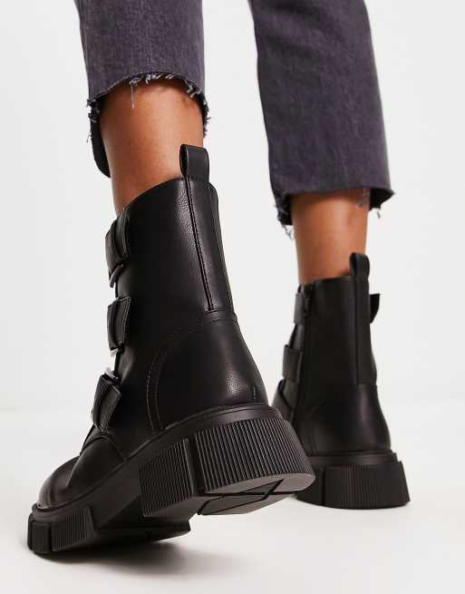 Black flat best sale buckle boots