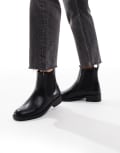 [New Look] New Look flat chelsea boot in black 41 01 - black