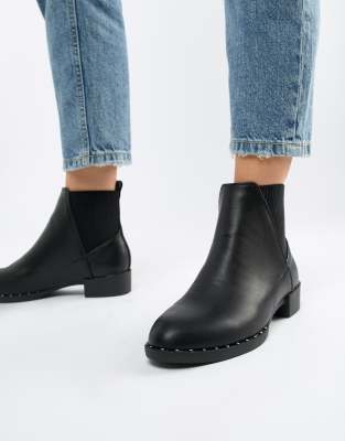 black flat boots new look