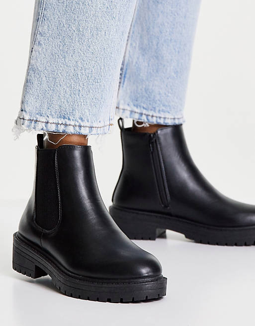 New Look flat chunky chelsea boot in black | ASOS
