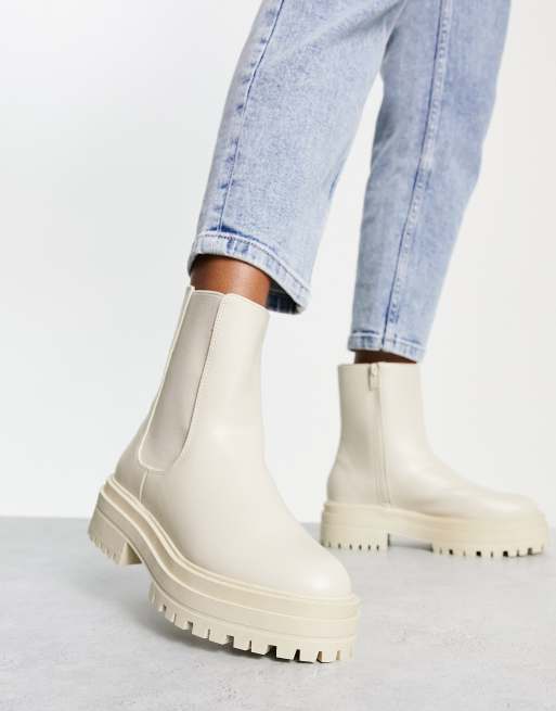 Flat bottom shop chelsea boots