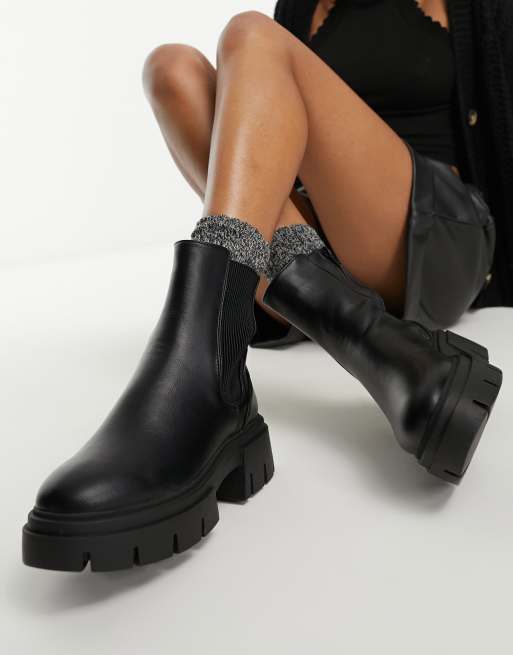 Block heel store boots new look