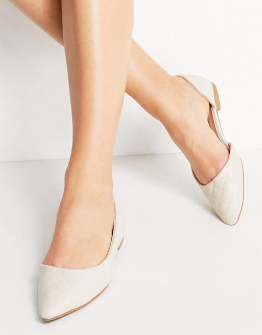 New Look flat quilted point shoe in white