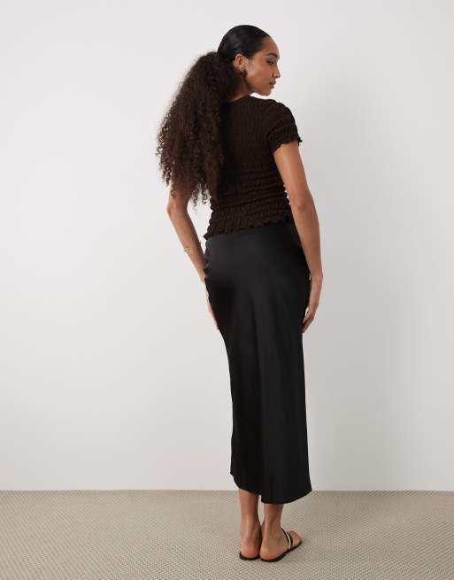 New Look – Fließender Midirock aus Satin in Schwarz, 3 von 5