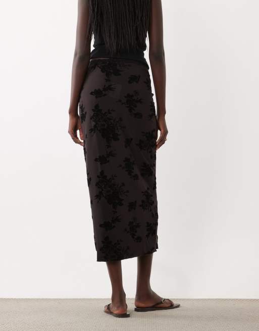 New Look flocked mesh midi skirt in black, 5 of 5