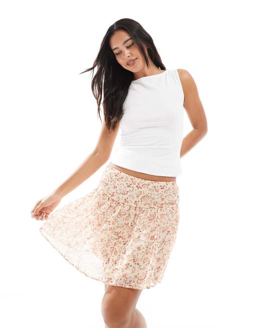 New Look floral chiffon mini skirt in pink | ASOS