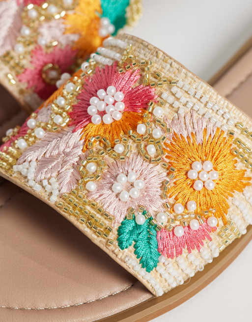 New Look floral embroidered flat sandals in multicoloured, 2 of 4