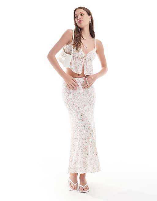 New Mid-rise Slim Lace Dress New Mid-rise Slim Lace Dress