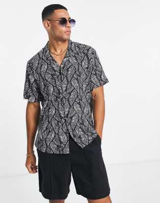 New Look New Look floral revere collar shirt in mono floral-Black
