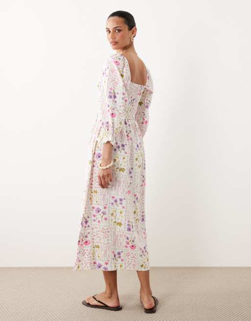 New Look floral shirred midi dress in cream, 4 of 4