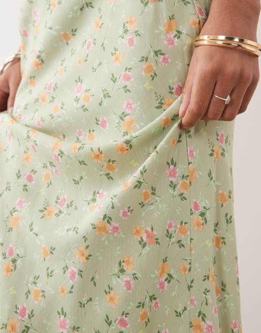 New Look floral spun bias midi skirt in green, 5 of 5
