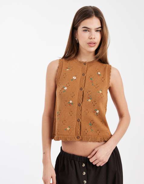 New Look floral stitch knitted waistcoat in brown - view 1
