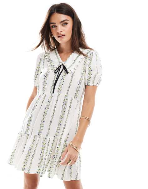 New Look floral stripe tie front mini smock dress in white - view 1