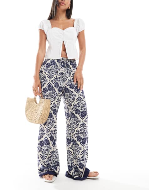 New Look floral wide leg trousers in blue - view 1