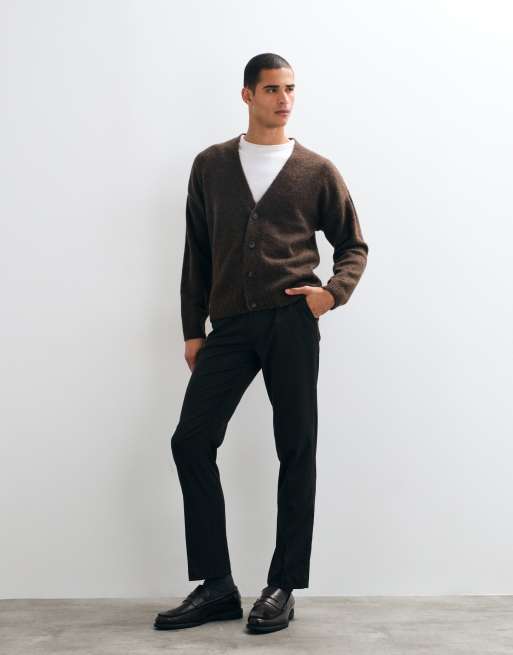 New Look fluffig stickad kofta i brunt, 2 av 5