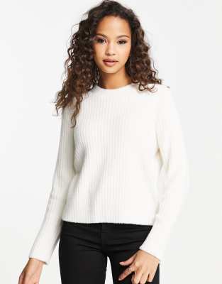 White jumper clearance new look