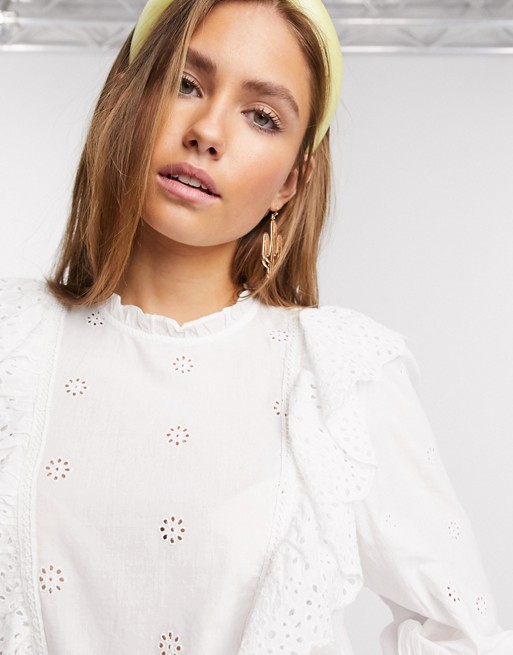 New Look frill detail with cutwork detail in white