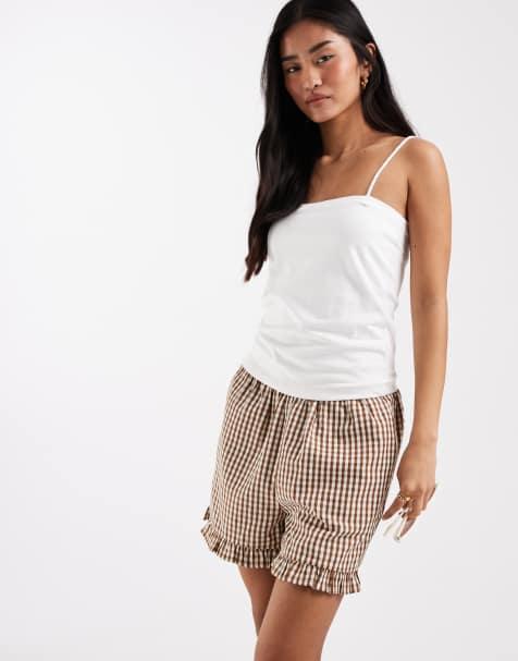 New Look frill gingham shorts in brown - view 1