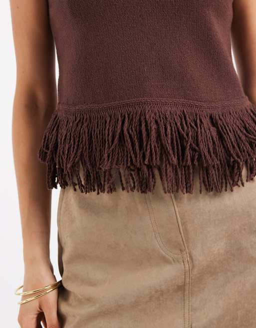 New Look fringe hem knitted singlet in brown, 2 of 4