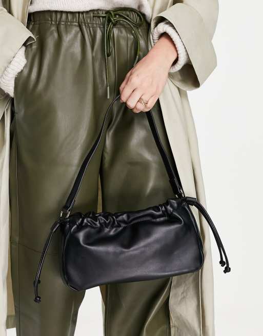New Look gathered shoulder bag in black