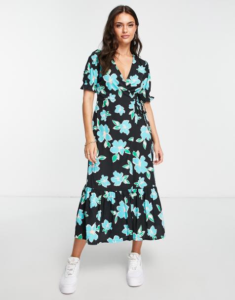 New Look – Geblümtes Midikleid in Blau mit Wickeldetail vorne und Rückenausschnitt - view 1