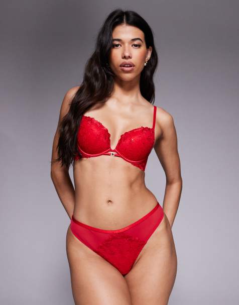 New Look - Geborduurde string met lovertjes in rood - view 1