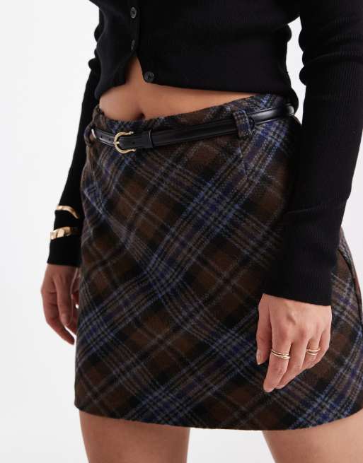 New Look - Geborstelde geruite minirok met riem in bruin, 2 van 5