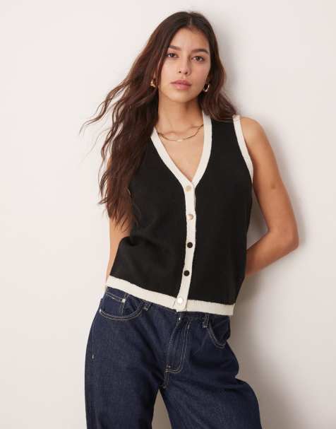 New Look - Gebreid gilet met knoopsluiting in zwart - view 1