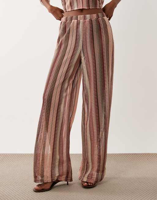 New Look – Gehäkelte Hose in Rosa mit Streifen, Kombiteil, 3 von 5