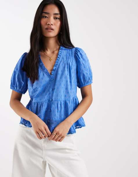 New Look – Genoppte Bluse in Mittelblau mit V-Ausschnitt - view 1