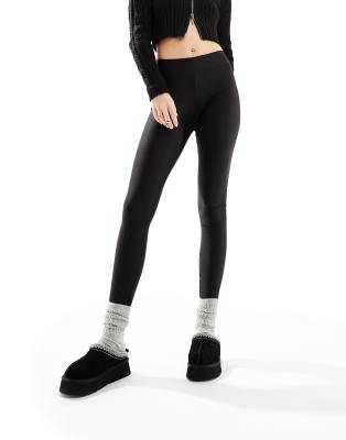 New Look - Gerippte Leggings in Schwarz