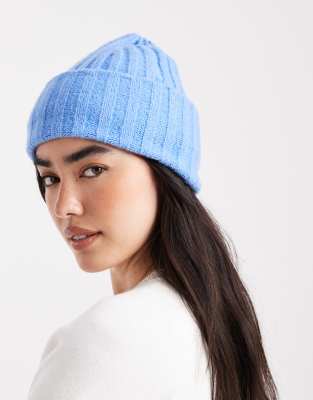 New Look - Gerippte Strickmütze in Blau