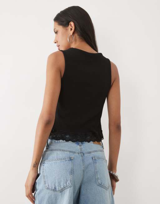 New Look gerippte Weste mit Spitzenbesatz und durchgehender Knopfleiste in Off-Black, 4 von 4