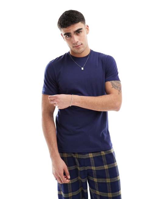 New Look - Geruite pyjama set met T-shirt in marineblauw, 2 van 4