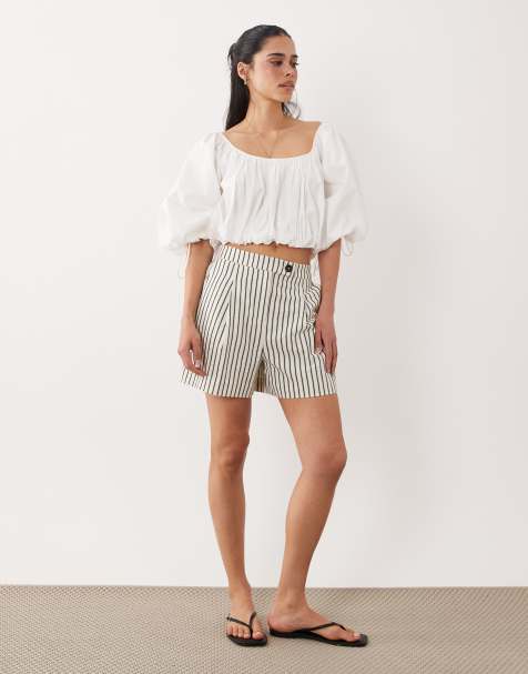 New Look – Gestreifte Shorts in Schwarz - view 1