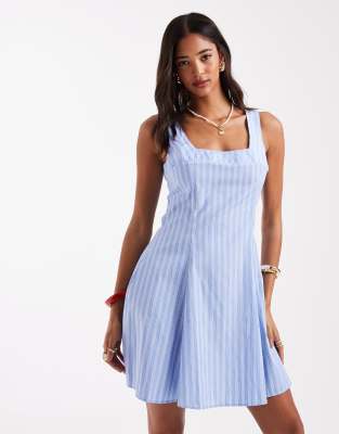 New Look - Gestreiftes Minikleid aus Popeline in Blau