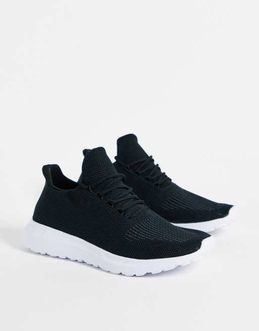 New Look – Gestrickte Sneaker in Schwarz