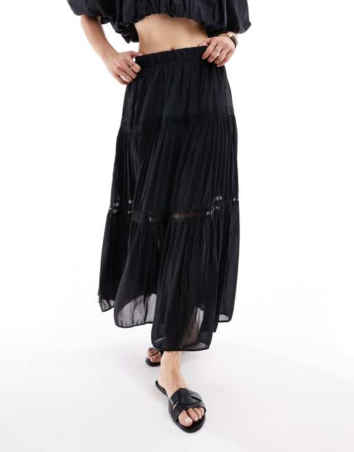 New Look – Gestufter Midirock in Schwarz mit Knitterstruktur und Spitzeneinsatz, 2 von 5