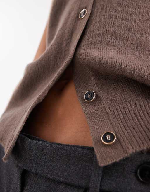 New Look - Gilet in maglia color visone con bottoni, 3 di 4