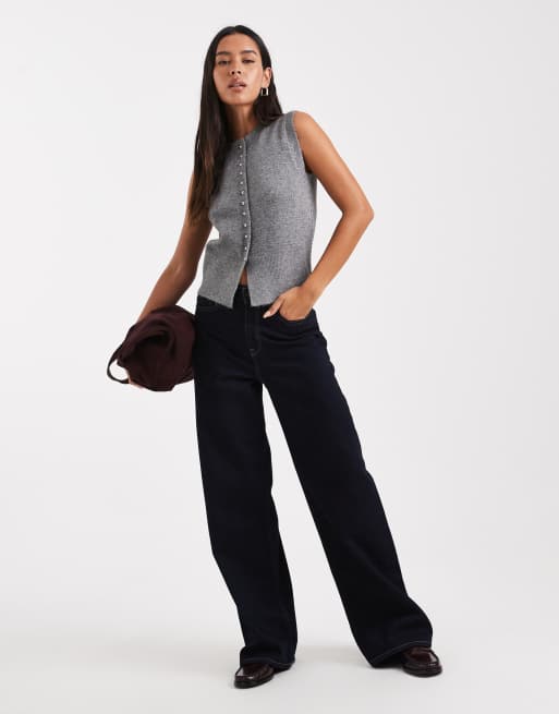 New Look - Gilet in maglia grigia girocollo con bottoni, 3 di 4