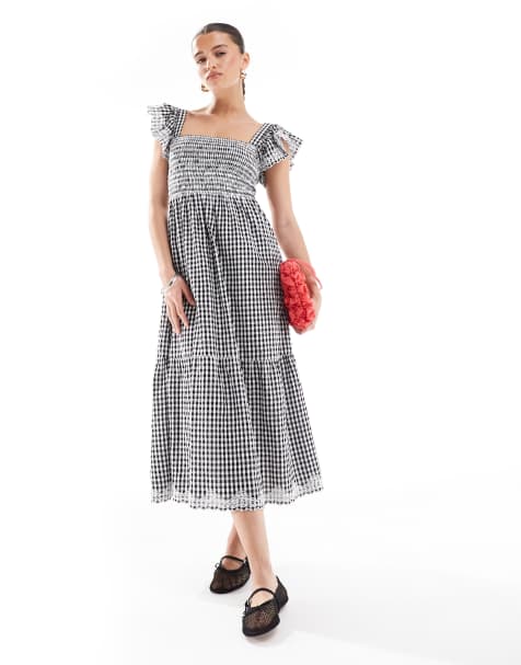 New Look gingham frill sleeve tiered midi dress in black - view 1