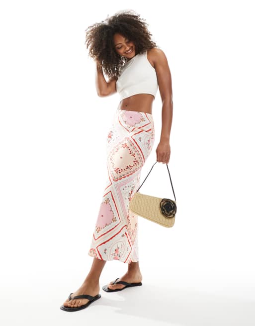New Look - Gonna midi rosa a fiori con taglio sbieco