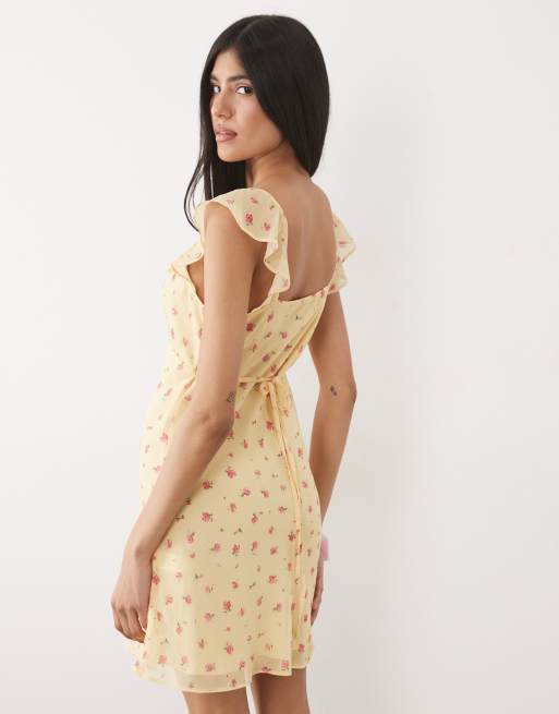 New Look - Gul blomstret minikjole med flagrende ærmer og flæser, 4 af 4