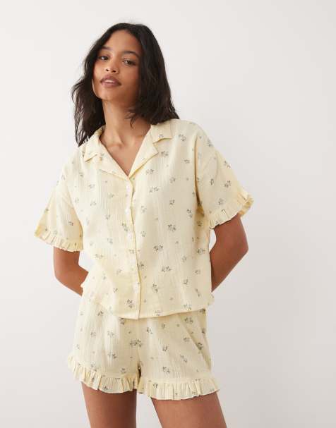 New Look – Gul, småblommig pyjamas i dubbelvävt tyg - view 1