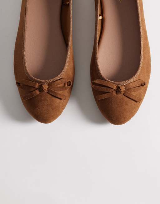 New Look - Gyldenbrune ballerinaer i imiteret ruskind, 2 af 4