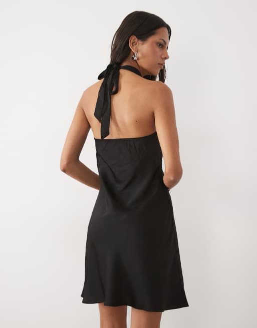 New Look halter neck satin mini dress in black, 4 of 4