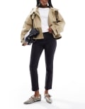 [New Look] New Look Hannah straight leg jeans in black 18 01 - black